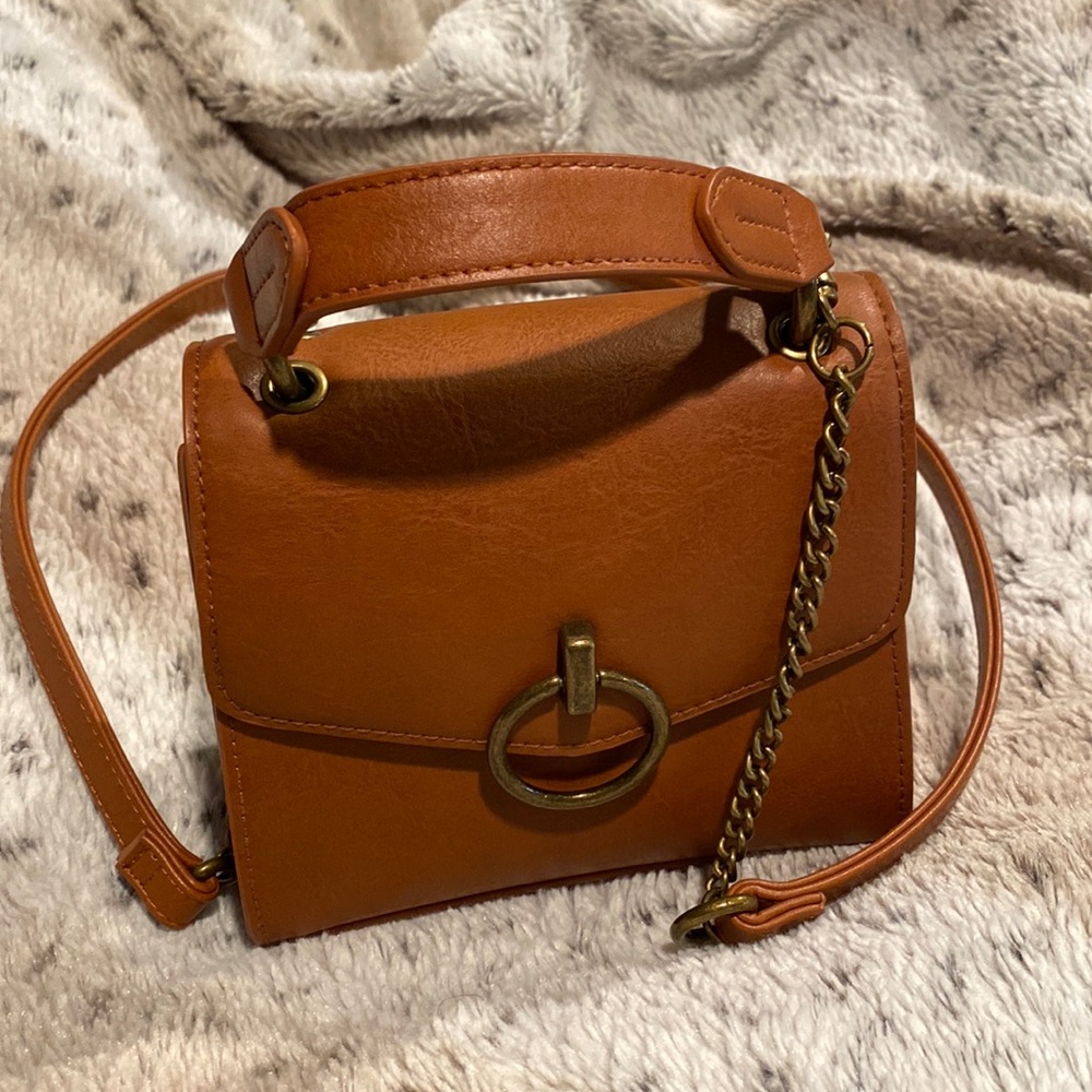 Universal thread purse